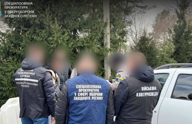 На Волыни мужчина за 4 тысячи долларов организовал переправку военнообязанного в Беларусь