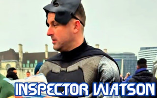 Бэтмен и Робин в поисках мошенников в Лондоне – как прошла операция правоохранителей