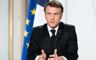 Макрон про ракетний удар по Сумах: РФ обирає продовжувати війну всупереч пропозиціям Трампа