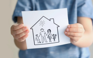 Допомога при усиновленні дитини — який розмір виплат та як їх отримати