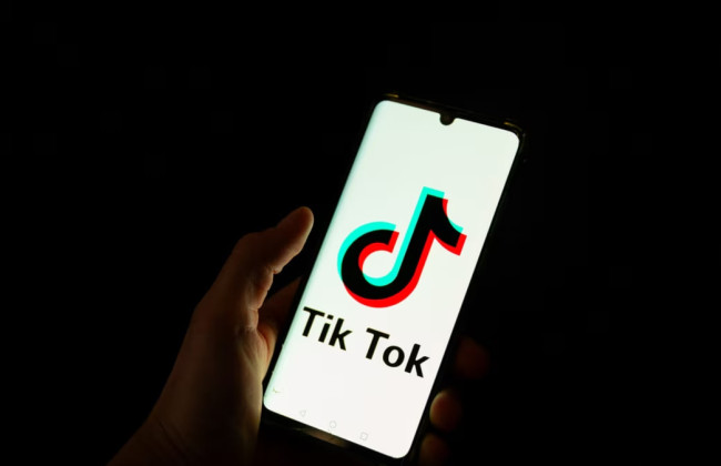 Суд наказал мать несовершеннолетней за ругань и российские треки в TikTok
