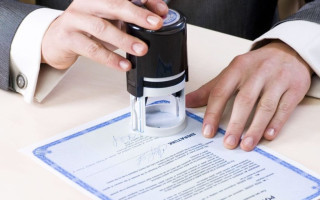 Українцям нагадали особливості оформлення довіреності за кордоном