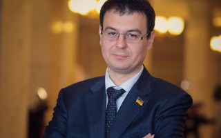 Данило Гетманцев спростував чутки про відкриття банківської таємниці податковій
