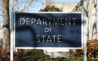 США не будут ослаблять санкции против РФ, пока она не согласится на прекращение огня – Госдеп