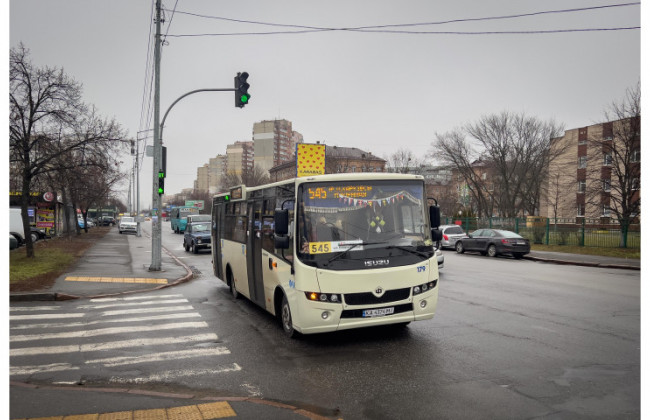 У маршрутках Києва з’явиться безготівкова оплата – Київрада підтримала петицію