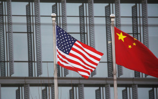 США могут поднять пошлины для Китая до 245%