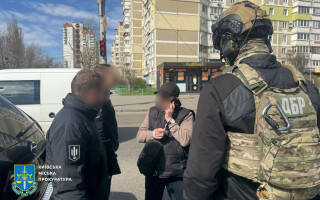 Корупція зі знижкою – посадовця РДА підозрюють у поборах з підприємців