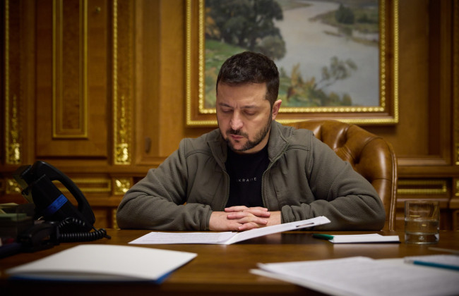 Володимир Зеленський створив військову адміністрацію в Маріуполі