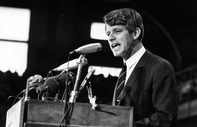 В США обнародовали засекреченные документы об убийстве сенатора Роберта Кеннеди в 1968 году