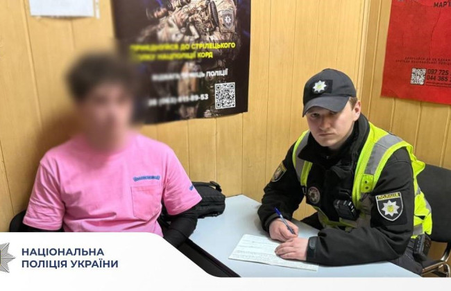 У Києві 22-річний молодик їздив на лімузині під російську музику — за справу взялася поліція