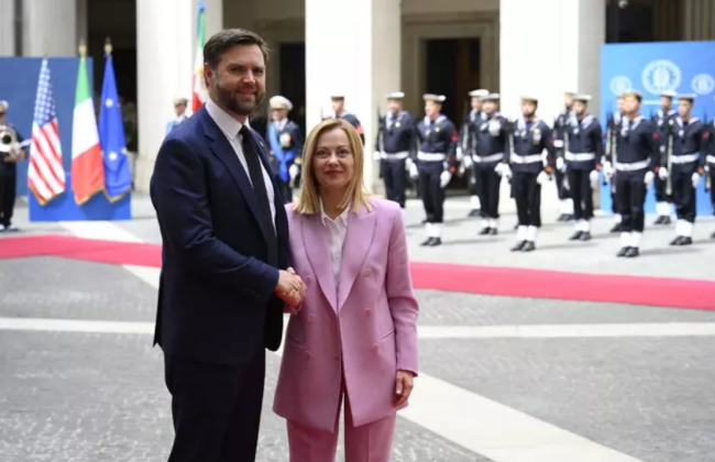 Вице-президент США Вэнс заявил, что оптимистично настроен по переговорам о прекращении огня