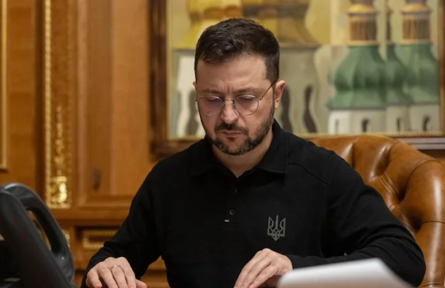 Владимир Зеленский наложил санкции на Кончаловского, Куклачева, Розенбаума, Джигурду и Шамана