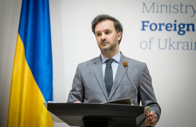 Телеканал Fox News назвал Киев российским городом во время трансляции богослужений — в МИД ответили