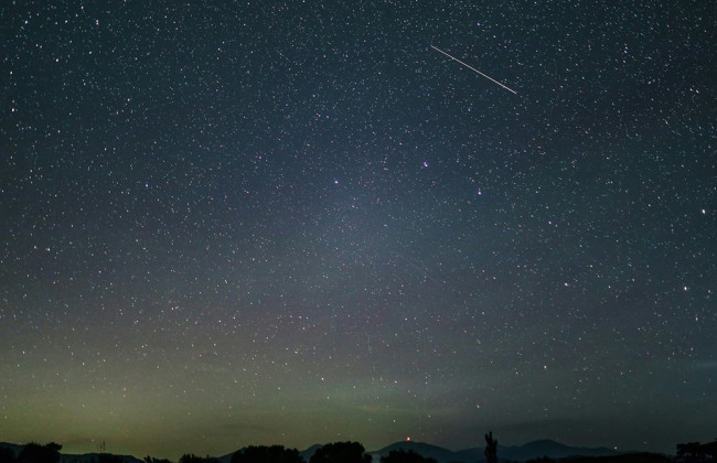 Весенний звездопад Лирид накроет ночное небо: пик придется на 22 апреля