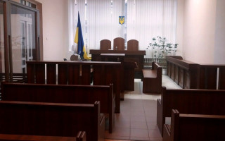 Систематическая неявка представителя органа власти на судебные заседания является злоупотреблением процессуальными правами – отдельное определение Верховного Суда