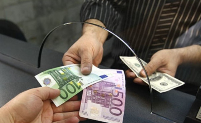 В Україні різко подорожчав євро і встановив новий рекорд