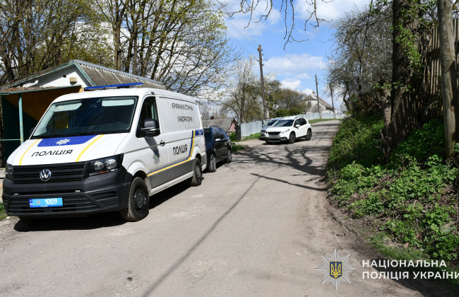 В Тернопольской области 19-летняя роженица покинула новорожденного сына на улице