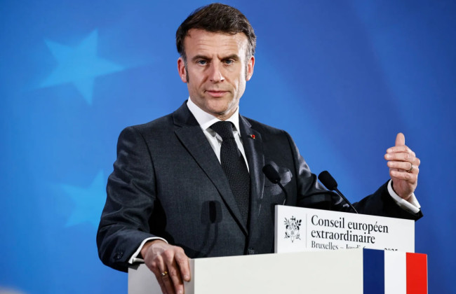 Макрон рассматривает досрочные выборы во Франции этой осенью