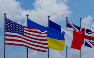 Украина хочет обсудить в Лондоне 30-дневное перемирие, а не мирный план Трампа — Axios