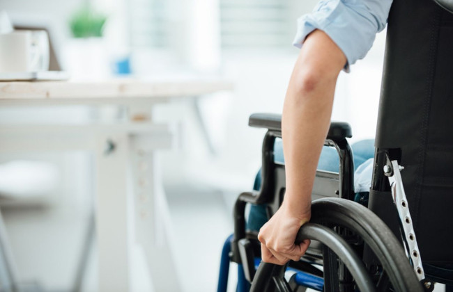 Можно ли отстранить от работы работника с противопоказаниями по состоянию здоровья — разъяснение