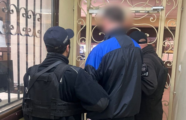 В Одесской области мужчина ножом и вилкой убил товарища и попал в ДТП, пытаясь убежать