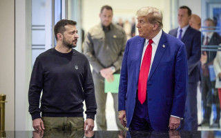 Зеленский на критику Трампа репостнул заявление США о Крымской декларации