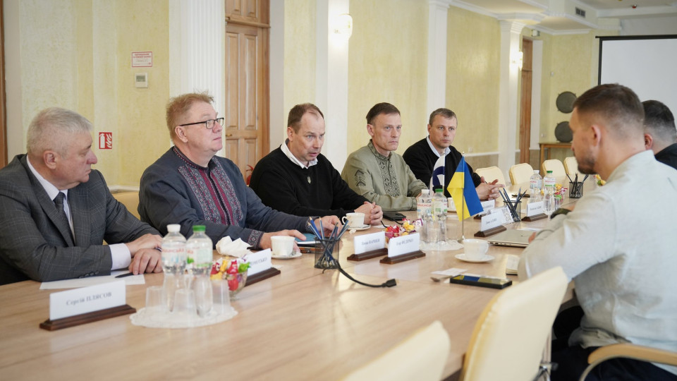 Украина и Финляндия планируют совместное строительство укрытий для оборонных заводов