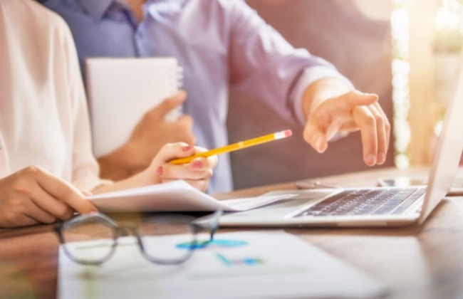 В ГНС рассказали, нужно ли указывать в налоговой накладной скидки или надбавки к цене