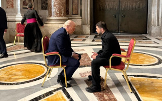 Встреча Трампа и Зеленского во время похорон Папы длилась 15 минут, но может быть еще одна