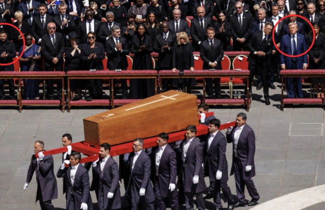 Ватикан порушив протокол, щоб Зеленському дали місце в першому ряду на церемонії прощання з Папою Франциском, — The Telegraph