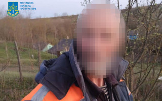 На Вінниччині чоловік мало не до смерті побив стареньку матір