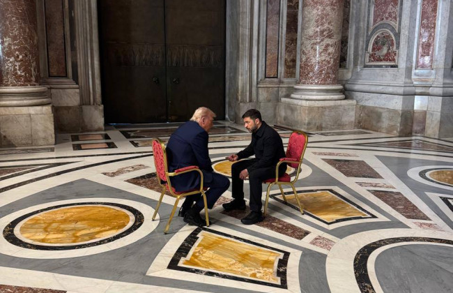 «Я хотел бы, чтобы ты сделал это» – расшифровали разговор Зеленского и Трампа на похоронах Папы