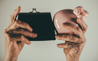 ООН продовжила виплати пенсіонерам і людям з інвалідністю – допомога залишиться до кінця травня