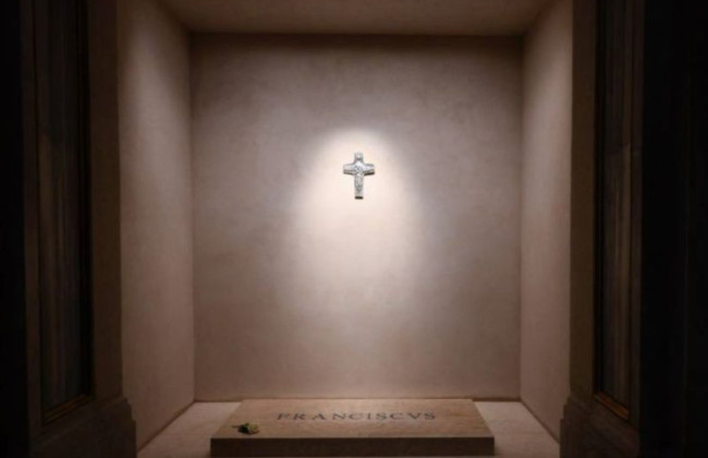 Гробницу Папы Франциска открыли для посетителей