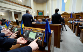 Народним депутатам пропонують збільшити щомісячну компенсацію на проїзд та оренду житла