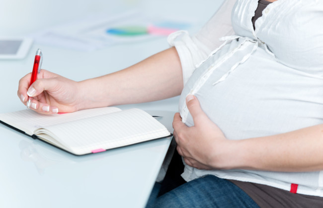 Стало известно, облагается ли пособие по беременности и родам для ФЛП