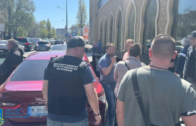 В Одессе разоблачили псевдоадвоката, который требовал $15000 за содействие в снятии с воинского учета