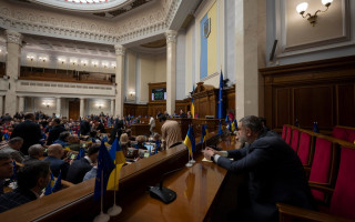 Верховная Рада снова не смогла включить в повестку дня законопроект о разрешении повторно участвовать в конкурсе в Антикорсуд кандидатам, не сдавшим экзамен