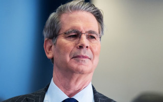 США готові підписати з Україною угоду про корисні копалини, але Київ запропонував поправки — Бессент