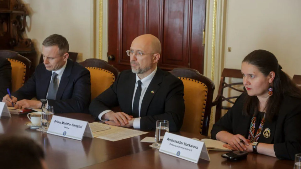 Керувати інвестфондом будуть 3 особи від США і 3 – від України – у Раді розповіли деталі угоди про надра