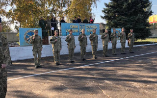 Військовослужбовці 18-25 років матимуть право навчатися без відриву від служби — Кабмін вніс законопроект