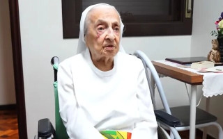 Померла найстаріша людина на Землі — бразильська черниця Іна Канабарро