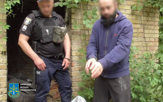В Киеве к пожизненному заключению приговорили серийного убийцу, который лишил жизни 11 человек