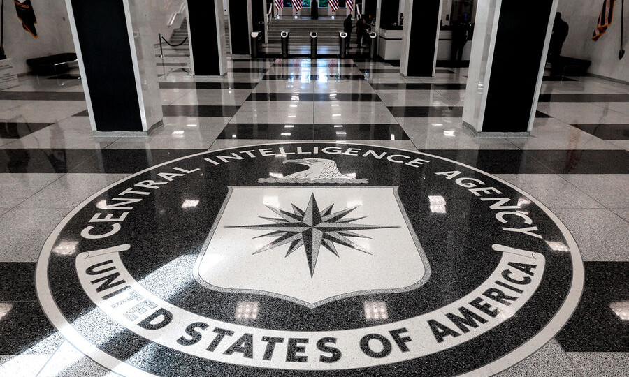 Адміністрація Трампа планує скоротити штат ЦРУ та інших розвідок — The Washington Post