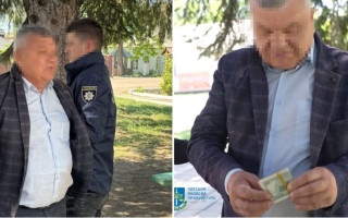 На Одещині затримали посадовця, який вимагав хабар за дозвіл на розміщення заправки