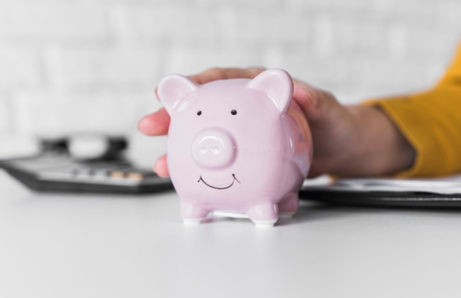 Недополученная выплата умершего пенсионера: кто может получить его пенсию и куда обращаться