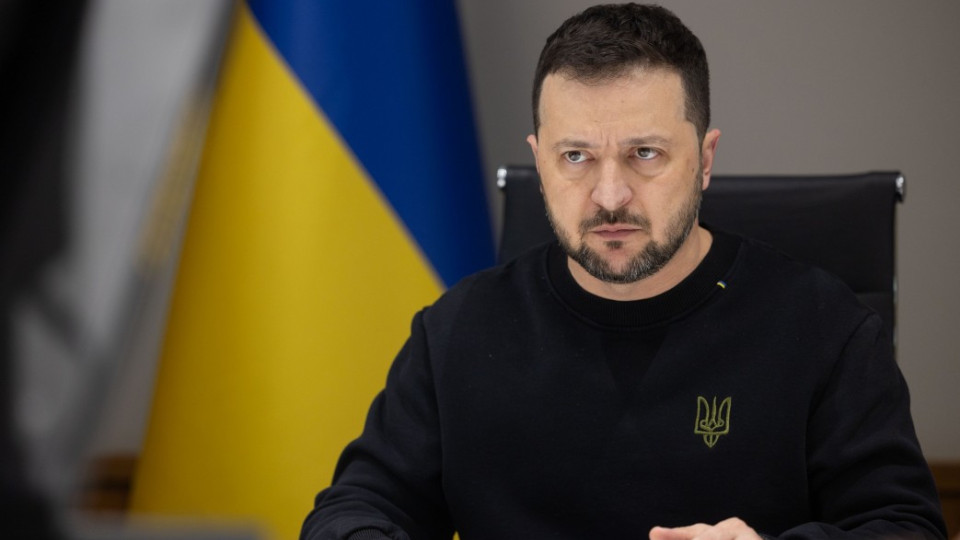 Владимир Зеленский предупредил, что Россия может совершить провокации на 9 мая