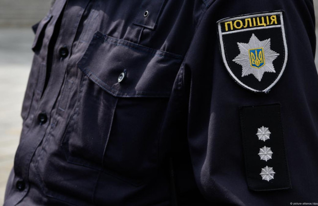 В Кривом Роге женщина придумала нападение, чтобы не возвращать долг — для правдоподобия поцарапала лицо