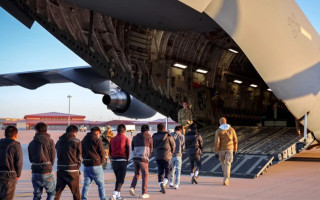 США платитимуть по $1000 нелегальним мігрантам за самостійну депортацію