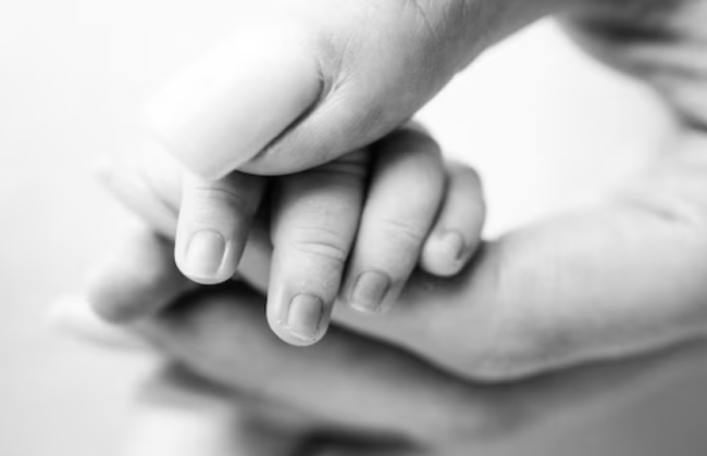 В Полтавской области многодетная мать убила новорожденного сына после родов — женщину будут судить